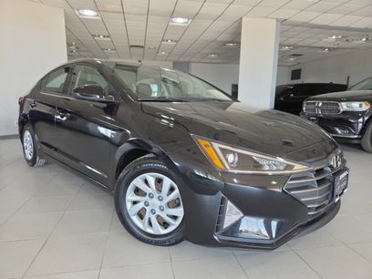 Used 2020 Hyundai Elantra SE w/ Cargo Package (C1)