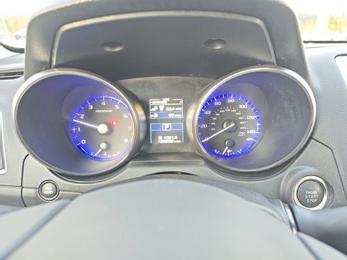 Used 2017 Subaru Outback 2.5i Limited w/ Popular Package #5 image 17