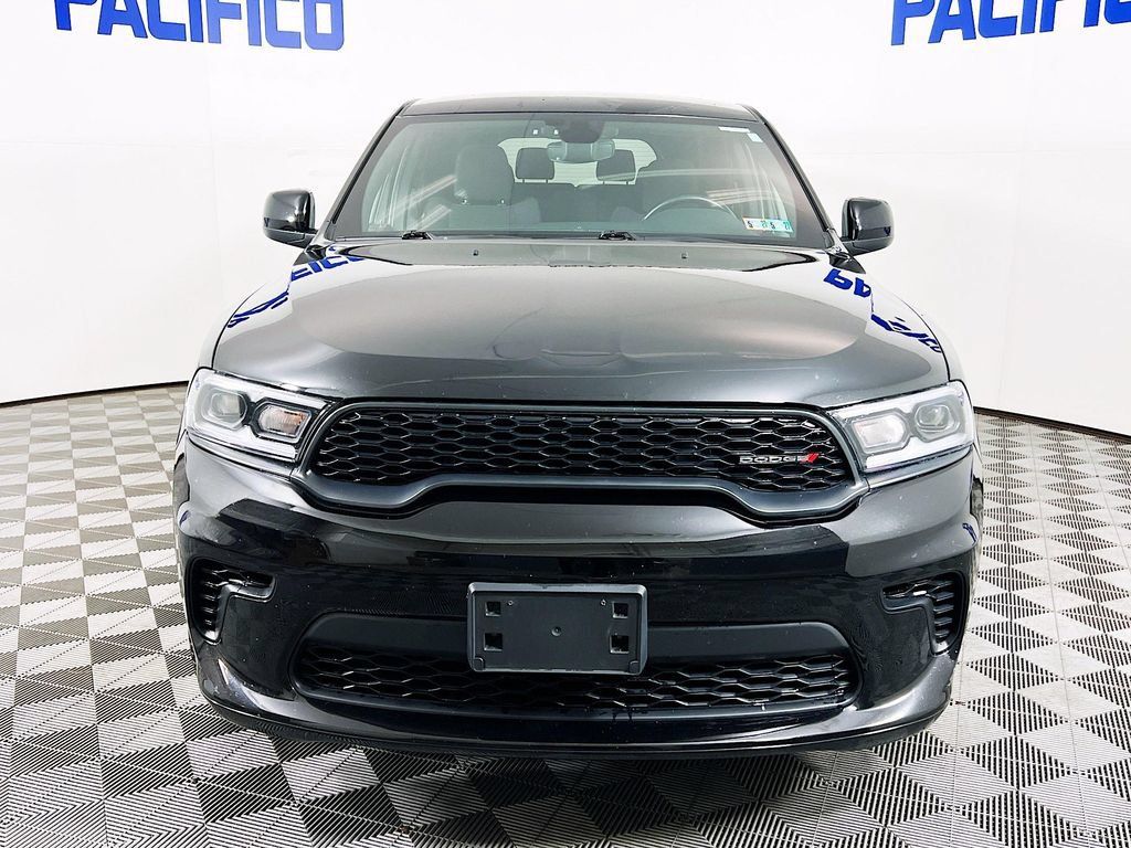 Used 2023 Dodge Durango GT AWD/4WD image 3