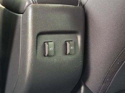 Used 2024 Nissan Kicks SV image 11