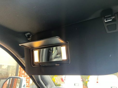 Used 2023 Ford F350 Platinum image 35