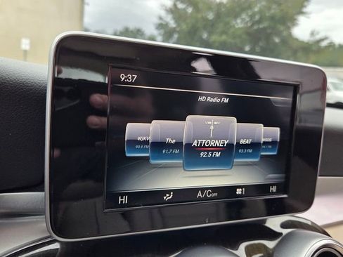 Used 2018 Mercedes-Benz C 300 4MATIC Sedan image 26