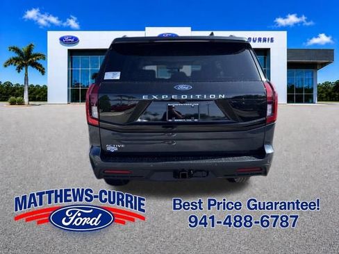New 2026 Ford Expedition Active RWD image 5