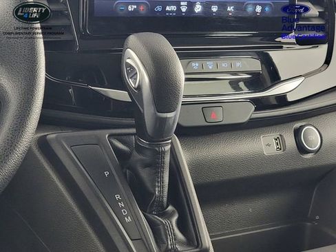 Used 2023 Ford Transit 350 XLT image 24