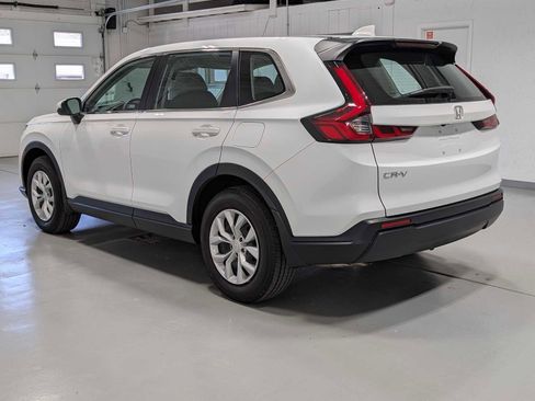 Used 2023 Honda CR-V LX image 10