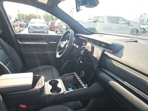 New 2026 GMC Terrain AT4 w/ LPO, Floor Liner Package image 25