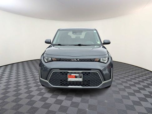 Used 2023 Kia Soul S image 3