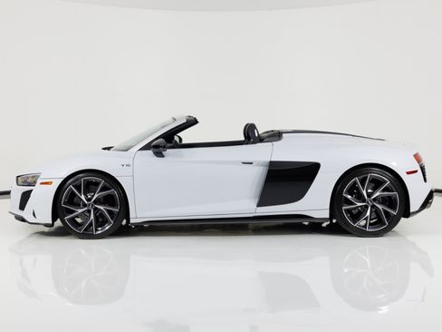 Used 2022 Audi R8 V10 performance w/ Premium Package RWD image 7
