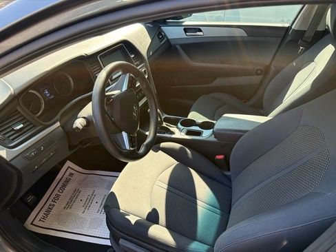 Used 2018 Hyundai Sonata SE FWD image 9