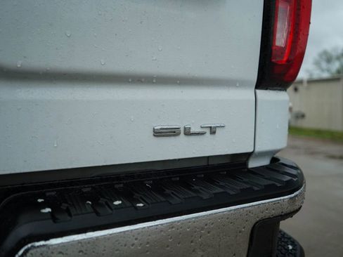 Used 2022 GMC Sierra 1500 SLT w/ SLT Convenience Package image 15