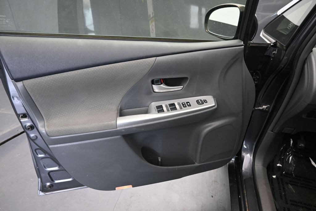 Used 2012 Toyota Prius V Two FWD image 16