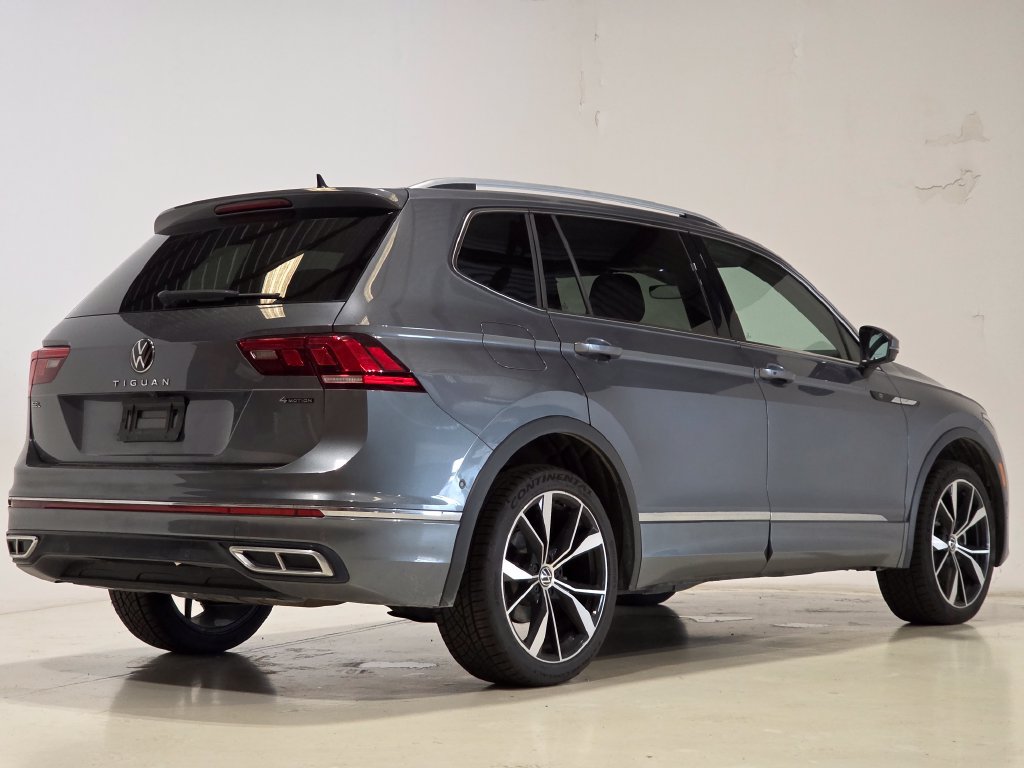 Used 2024 Volkswagen Tiguan SEL R-Line AWD/4WD image 5