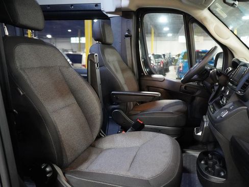 Used 2023 RAM ProMaster 3500 FWD image 16