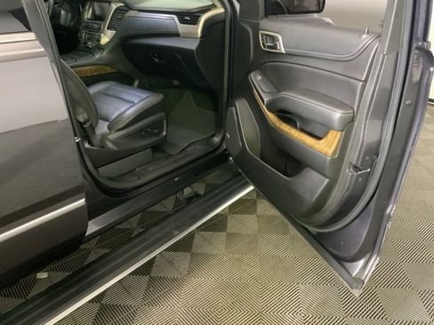 Used 2018 GMC Yukon Denali w/ Denali Ultimate Package image 32