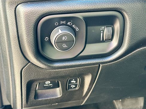 Used 2022 RAM 1500 Big Horn image 16