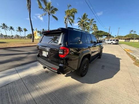 Used 2025 Toyota 4Runner 2WD image 9