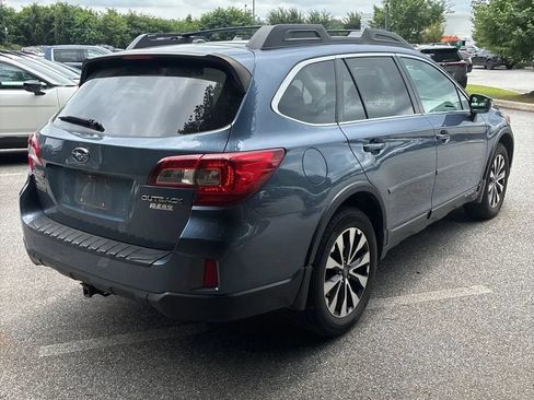 Used 2015 Subaru Outback 2.5i Limited AWD/4WD image 8