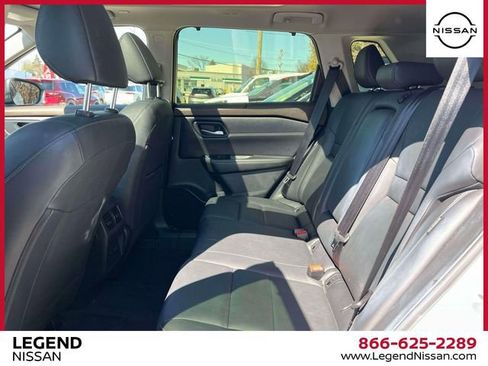 Used 2023 Nissan Rogue SL w/ SL Premium Package AWD/4WD image 11