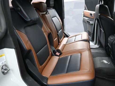 Certified 2024 Ford Bronco Outer Banks image 22