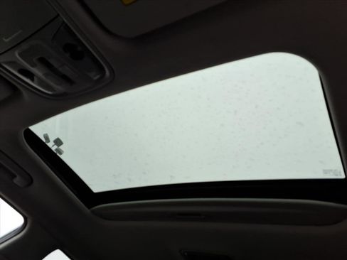 Used 2022 Kia Niro EX Premium image 15