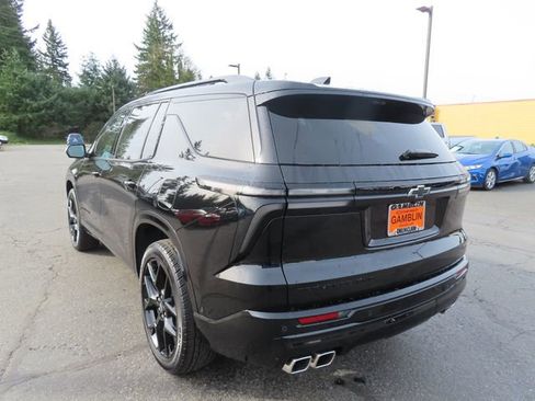 Used 2025 Chevrolet Traverse RS w/ LPO, Floor Liner Package image 5