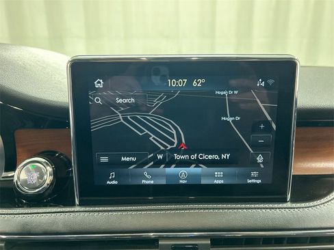 Used 2020 Lincoln Corsair Reserve w/ Equipment Group 202A image 16