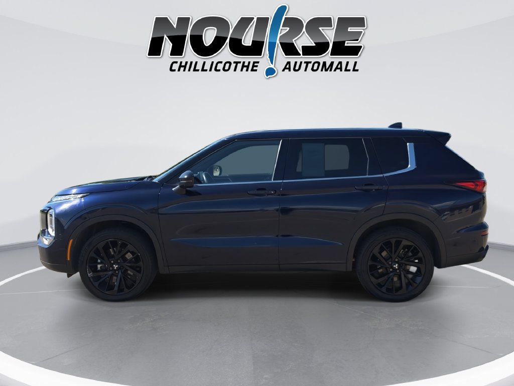 Used 2023 Mitsubishi Outlander SE FWD image 5
