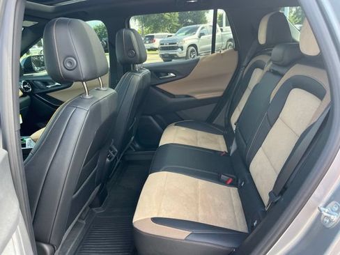 Used 2026 Chevrolet Equinox ACTIV w/ Convenience Package III FWD image 35