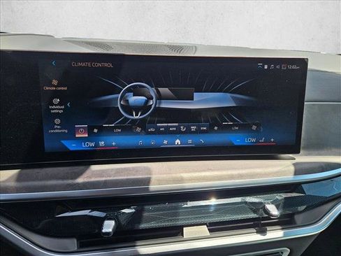 Certified 2025 BMW X5 xDrive40i AWD/4WD image 13