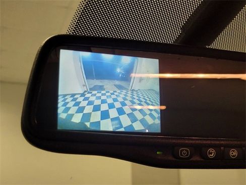 Used 2013 GMC Sierra 1500 SLE w/ Power Tech Package image 18