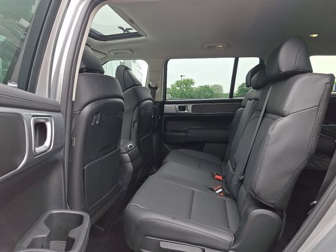 Used 2024 Hyundai Santa Fe XRT AWD/4WD image 11