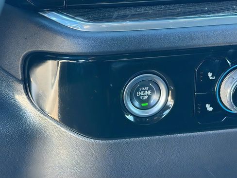 Used 2023 Chevrolet Silverado 1500 RST w/ Z71 Off-Road Package image 23