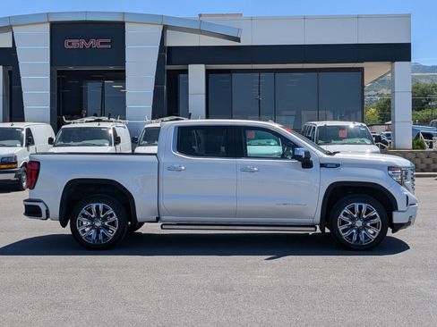 Used 2024 GMC Sierra 1500 Denali w/ Denali Reserve Package AWD/4WD image 6
