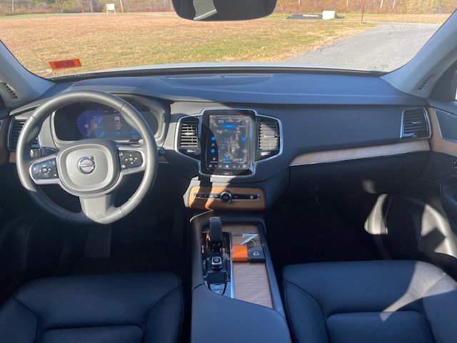 Used 2024 Volvo XC90 T8 Plus AWD/4WD image 14