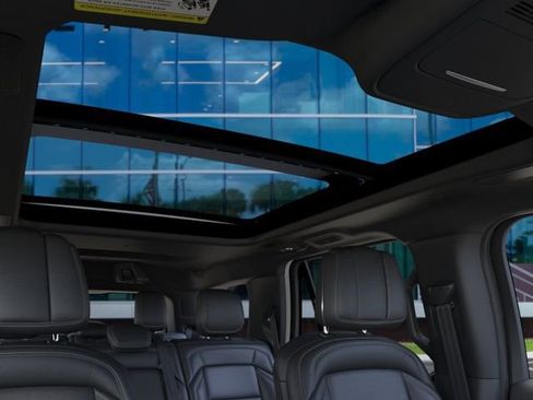 New 2025 Lincoln Navigator Reserve w/ Jet Appearance Package AWD/4WD image 22