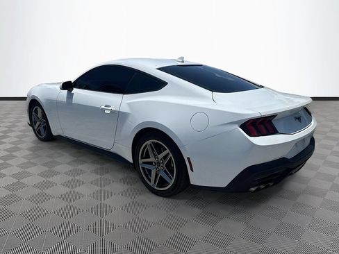 Used 2024 Ford Mustang Premium RWD image 8