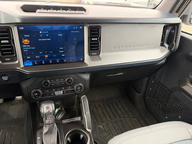 Used 2023 Ford Bronco Outer Banks w/ Sasquatch Package AWD/4WD image 26