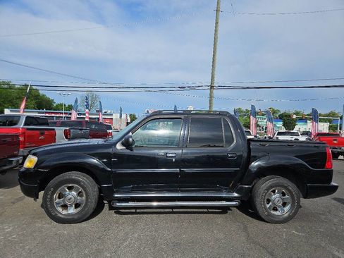 Used 2005 Ford Explorer Sport Trac Adrenalin AWD/4WD image 2