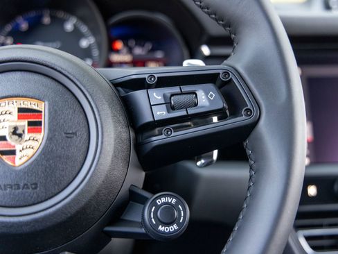 New 2025 Porsche Macan Turbo AWD/4WD image 32