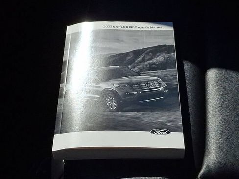Certified 2022 Ford Explorer XLT w/ Equipment Group 202A AWD/4WD image 36