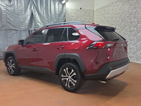 Used 2019 Toyota RAV4 Adventure image 6