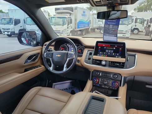Used 2021 Chevrolet Tahoe Premier RWD image 6