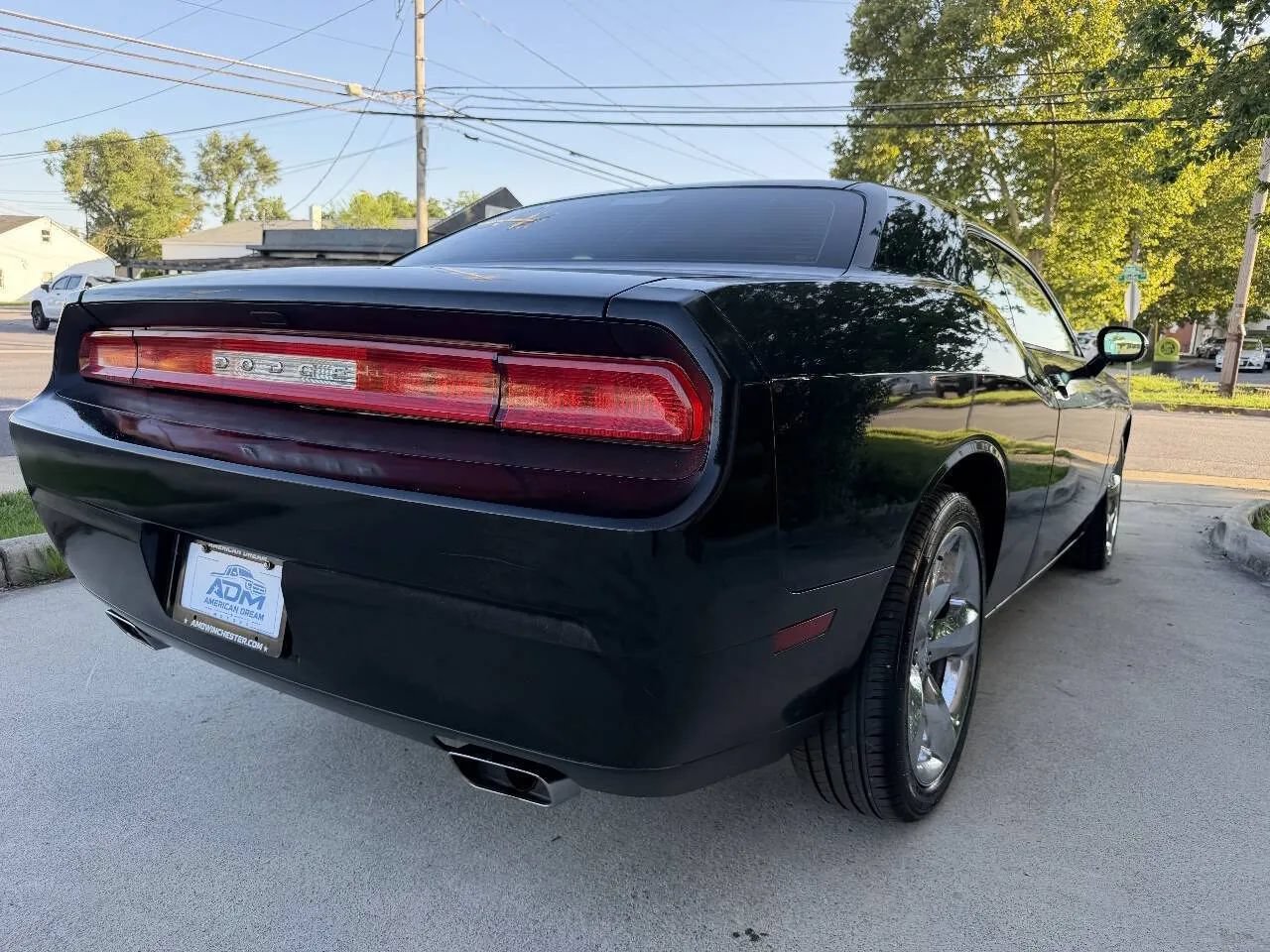 Used 2013 Dodge Challenger SXT RWD image 7