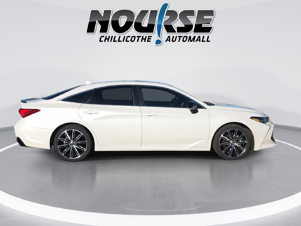 Used 2019 Toyota Avalon XSE w/ All Weather Liner Package FWD image 9
