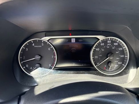Used 2022 Nissan Sentra SV w/ SV Premium Package FWD image 19