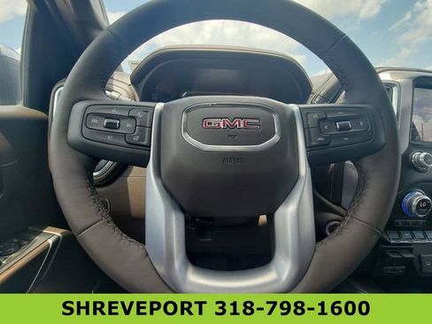 Used 2022 GMC Sierra 1500 SLT AWD/4WD image 11