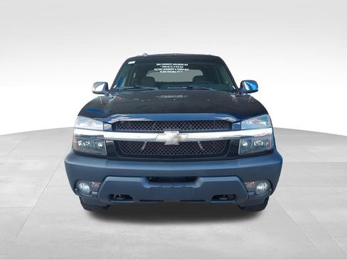 Used 2004 Chevrolet Avalanche 2500 w/ Preferred Equipment Group AWD/4WD image 8