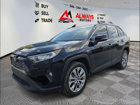 Used 2021 Toyota RAV4 XLE Premium FWD image 25