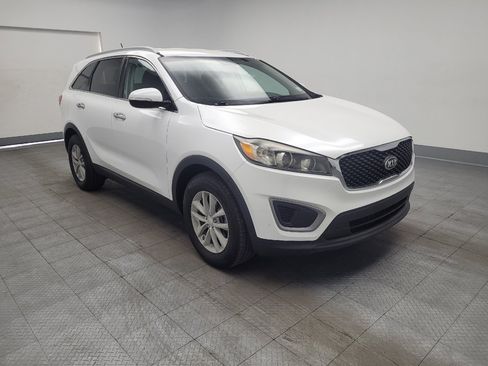 Used 2016 Kia Sorento FWD image 13