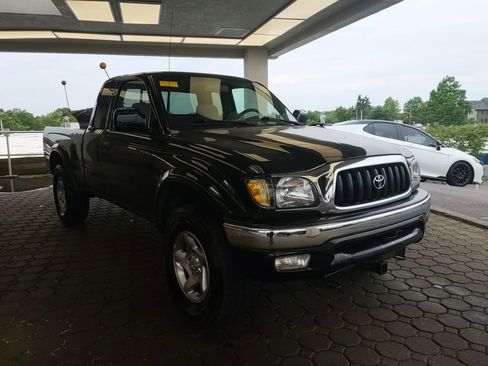 Used 2001 Toyota Tacoma 4x4 Xtracab V6 image 4